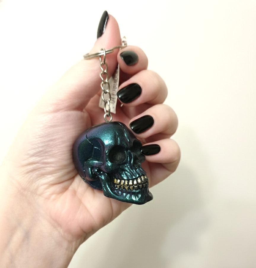 Metallic Effect Skull Keychain