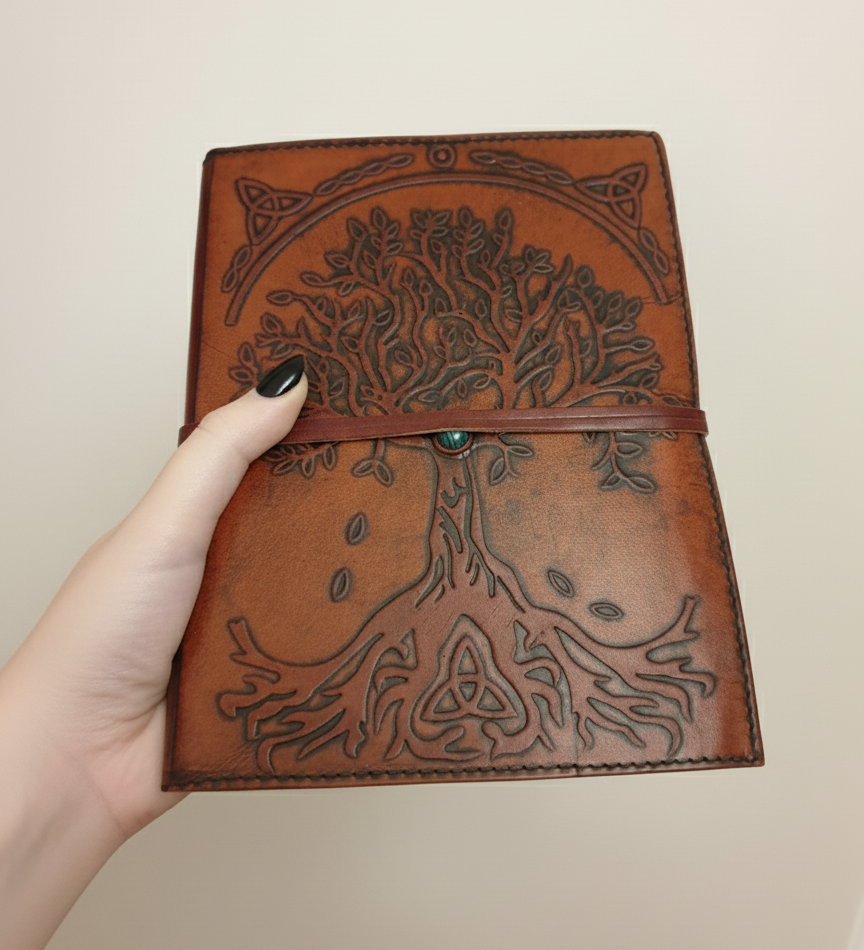 Cuaderno de Cuero Artesanal "Árbol de la Vida"