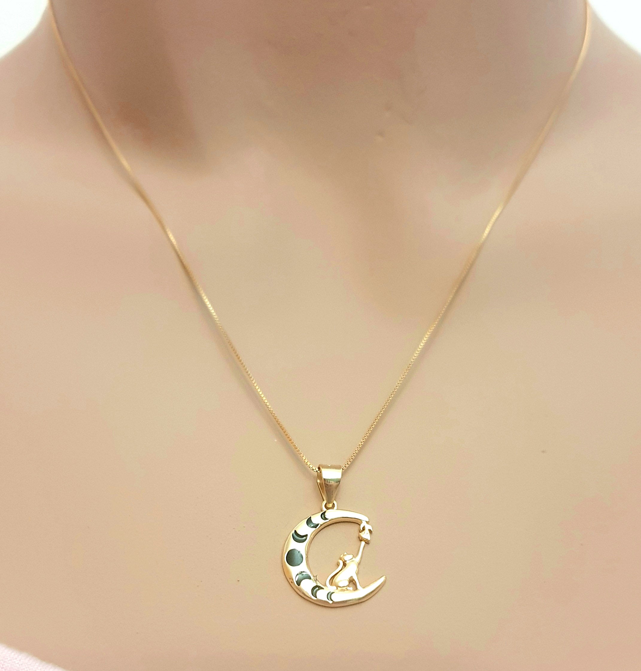Cat and Moon Phases Pendant | 925 Sterling Silver Gold Plated