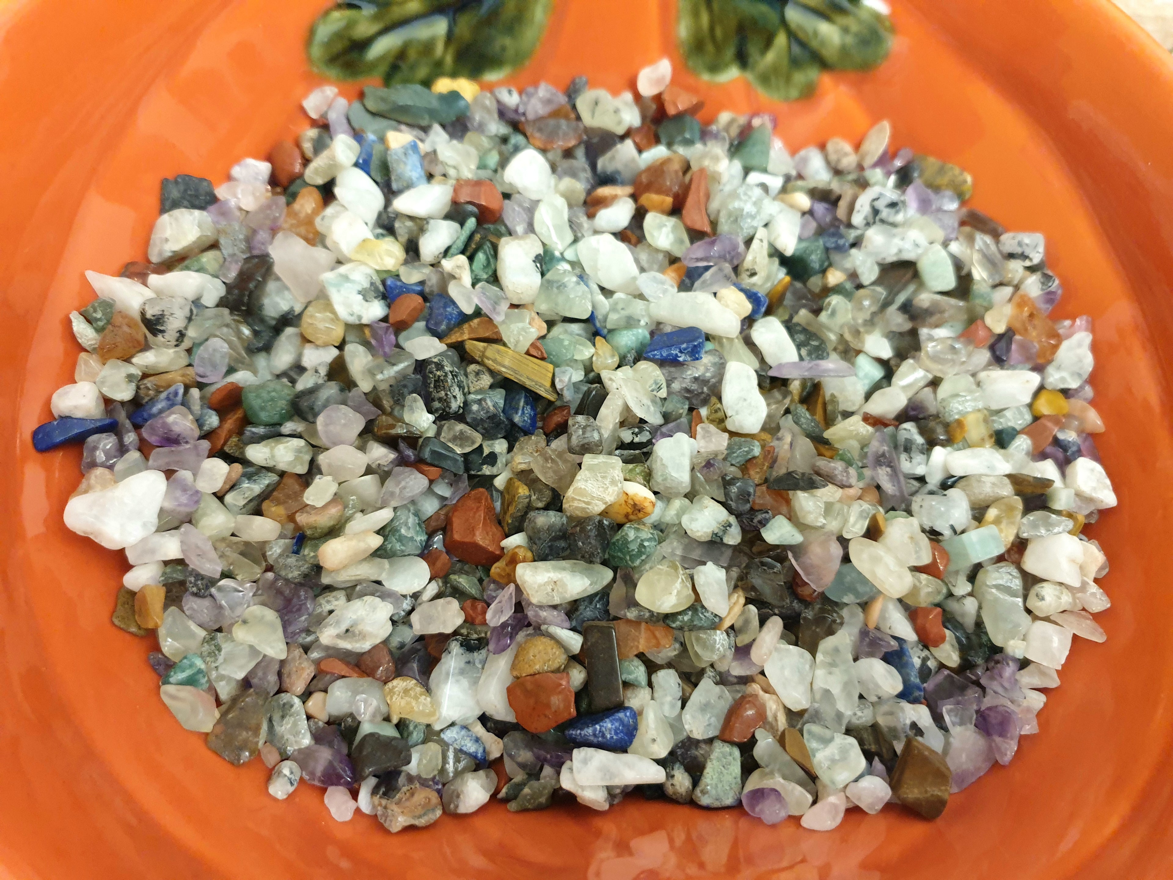 Pack of 100g of Assorted Minerals